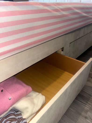 king size bed