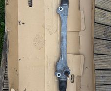 Toyota Estima Steering rack