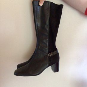 Ladies Marks and Spencer Black Leather & Suede long leg zip up boots New size 6 1/2