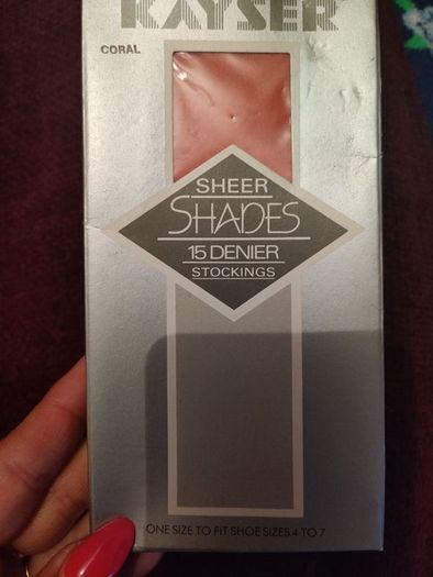 Brand New Kayser coral sheer shades 15Denier stockings to fit shoe sizes 4 to 7 Free post