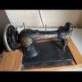 Jones Cylinder Shuttle Sewing Machine Image 2