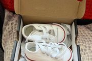 Boys /Girls converse trainers uk 2