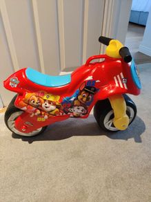 Ride-on motorcycle