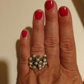 silver ring with pearls