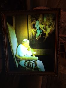 Unique Item. Vintage Large Display Picture of Praying John Paul II in a Frame. Electric, lights up. Religious.
