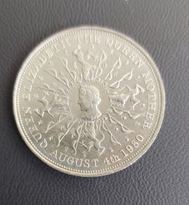 The Queen Mother's 90th Birthday Coin Free postage