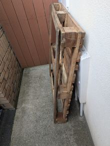 Free wooden pallet