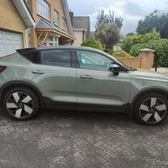 Volvo C40 2022 Twin Motor AWD 408 hp 78 kWh