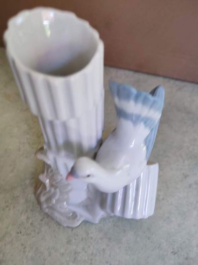 Miquel Requena DOVE BUD VASE Porcelain Valencia Spain