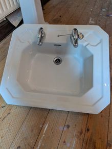 Free Bathroom Sink and Pedestal