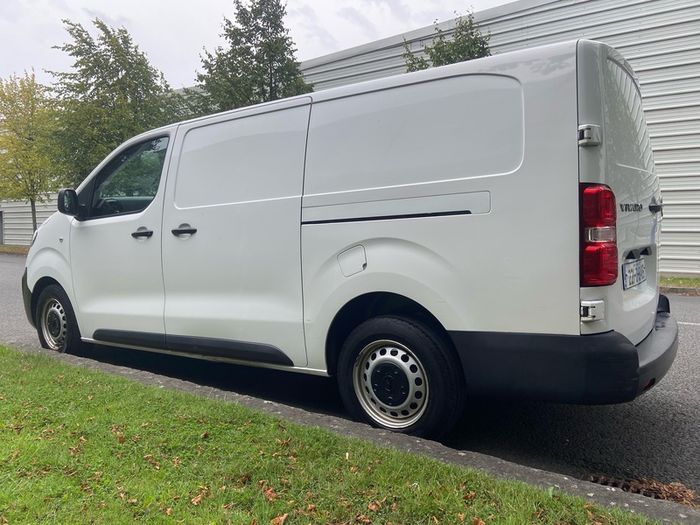 2022 Opel Vivaro 82km