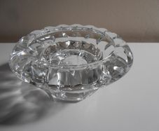 Glass/crystal candle holder