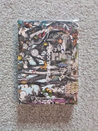 Penhaligons Portraits Scent Library Discovery Set (10 by 2 ml Eau de Parfum vials) Plastic sealed. See all Penhaligon's sold already