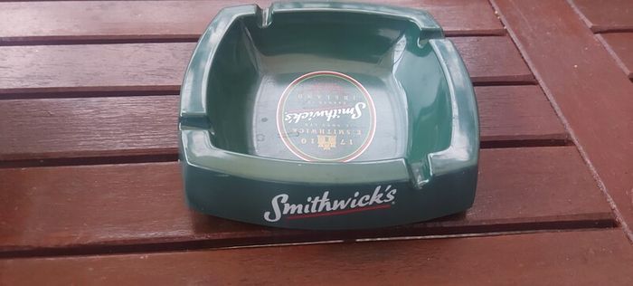 Smithswicks ashtray, collectors item ,with smoking bans advertising bans for health reasons on ashtrays,,buyer collects or pays postage thank you,,sold as seen ,
