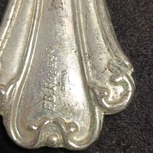 F.B. Rogers American Chippendale silver-plated cutlery set