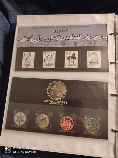 Stamp album UK's Presentation packs x 100