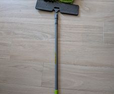 Tesco Flat Mop - Two Clean Mop Heads