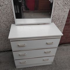 dressing table