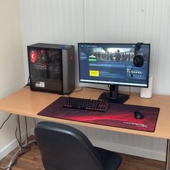 gaming pc setup
