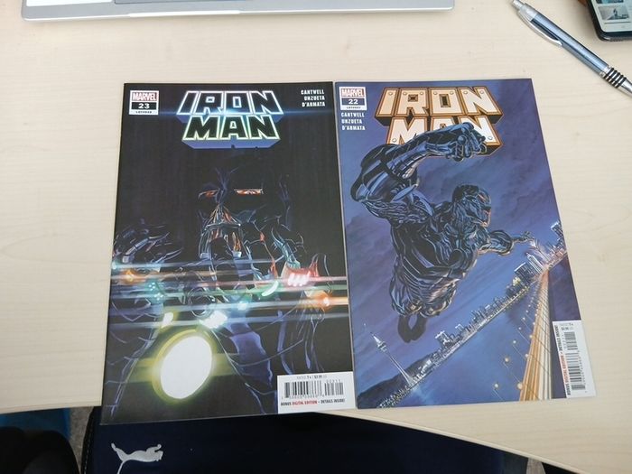 14 x Iron Man comics (2020)