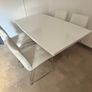 Kitchen table and 4 chairs Image 2