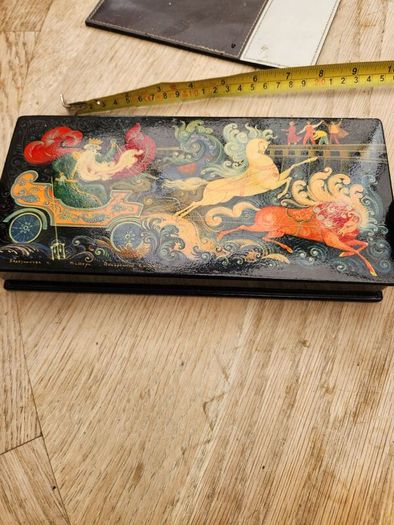 fabulous hand painted boxes.