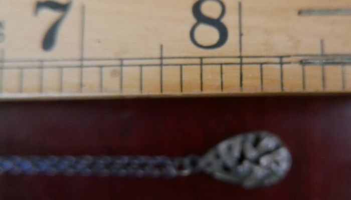 Vintage Sterling Silver 925 Leaf Drop Fine Silver Pendant and Necklace 1,7g L-8,5"