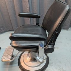 Takara Belmont  GT barber salon chair