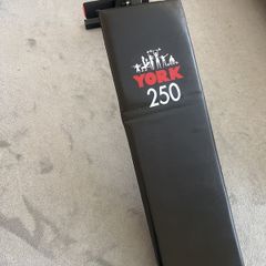 York 250 Sit Up Bench