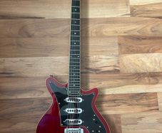 Harley Benton BM-75, Trans Red Deluxe Series
