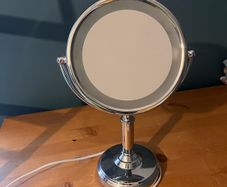 Revlon luxury illuminated mirror. Perfect condition.
