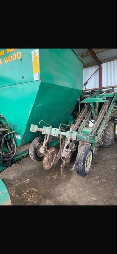 Beet harvester