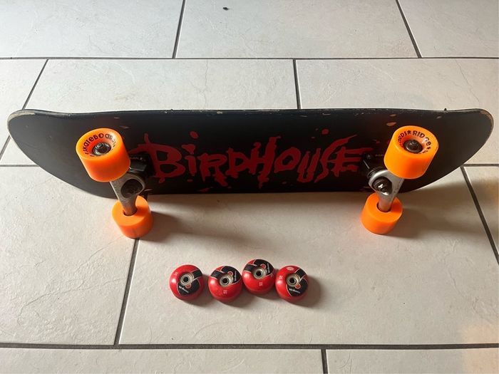Birdhouse Skateboard - Cruiser Wheels + Original Wheels