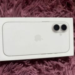 Iphone 16 white (in box)