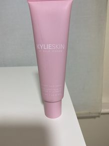 Kylie skin face walnut face scrub brand new unopened