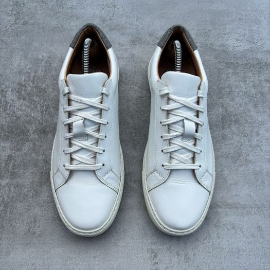 white eleventy trainers