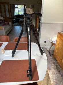 Camera tripod