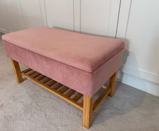 Bedroom storage bench with shoe shelf