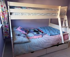 triple bunk