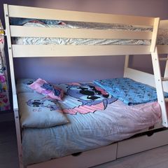 triple bunk