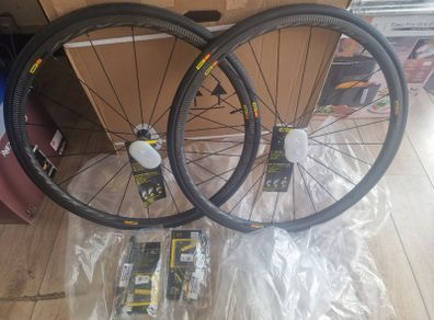 Mavic Pro Carbon Ksyrium SL Rim Brake Wheelset M-25 TYRES New Boxed