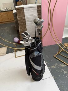 set golf clubs