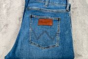 Wrangler Greensboro Regular Straight Jeans - W35 L30 - Blue