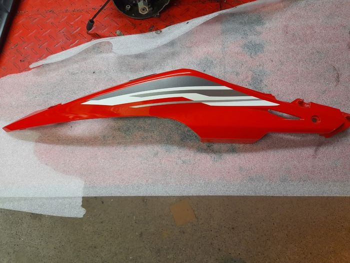 Honda CB500F CB500 13-15 Right  Rear panel