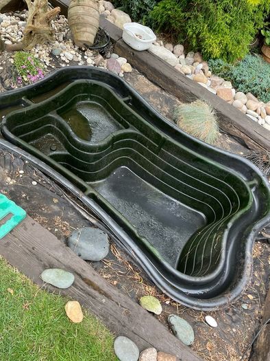 Oase 750Lt preformed garden pond