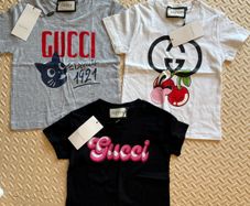 Kids T-shirt 4/5yrs 2for 25