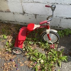 tricycle retro radio flyer