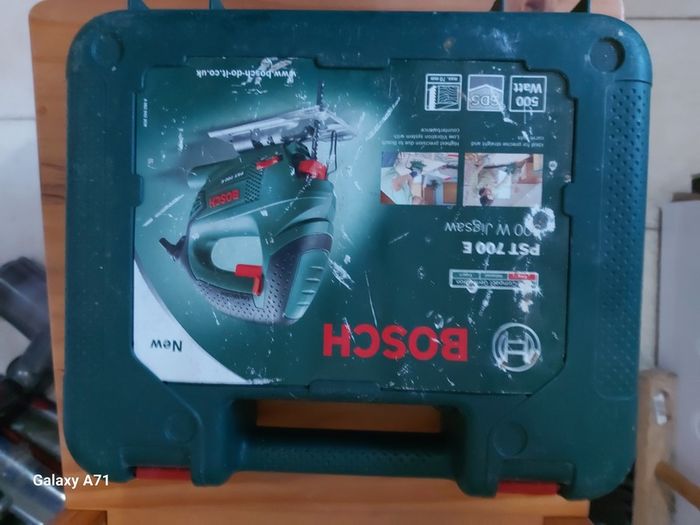 BOSCHE PST 700E 500W  Jigsaw in a case, works perfect, excellent condition