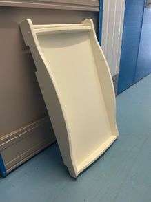 mamas and papas Mia cot top changing unit
