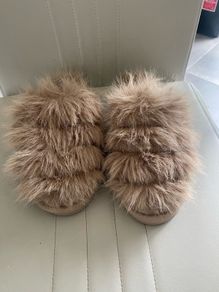 Size 3-4 Slippers